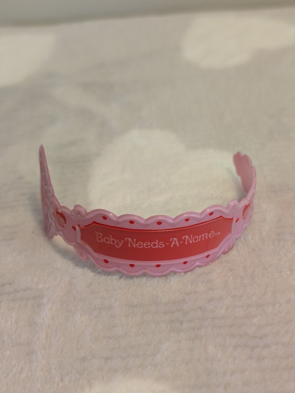 Vintage 1984 Strawberry Shortcake "Baby Needs-A-Name" Doll ID Bracelet